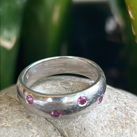 18 karat gold and pink rhodolite band - Picture 10 of 12